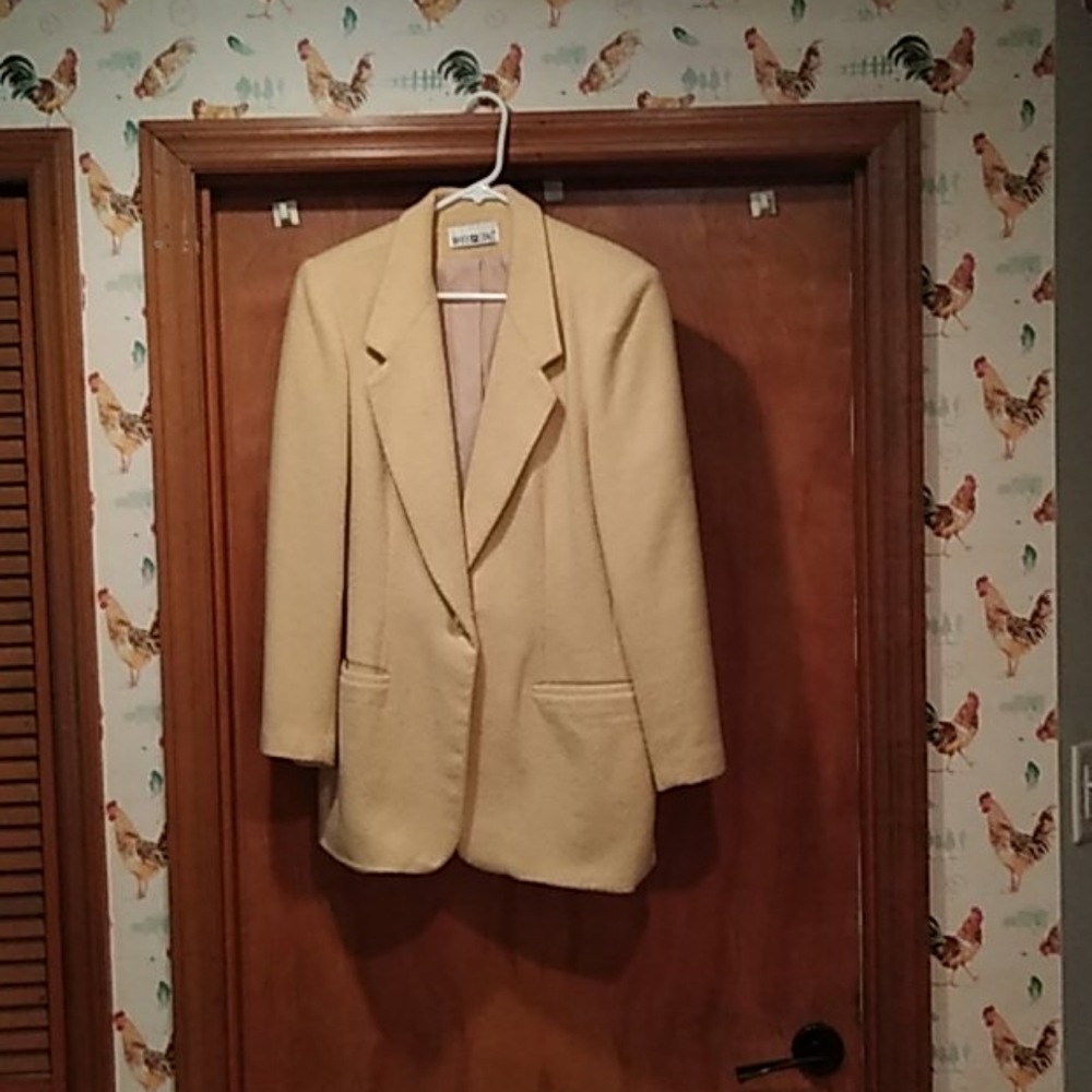 Ladies M Cashmere Blazer